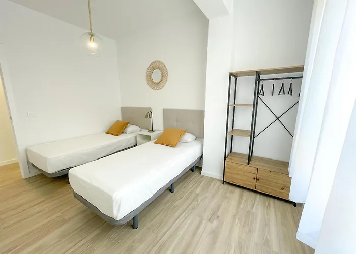 Апартаменты Gran Via 3000 *