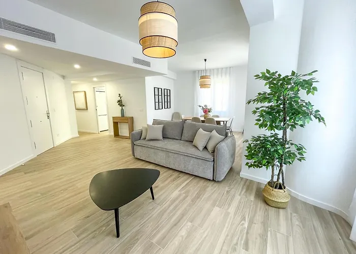 Апартаменты Gran Via 3000 *